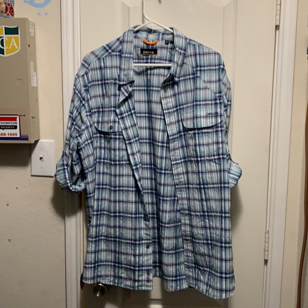 ORVIS long sleeved shirt XL with blue and white